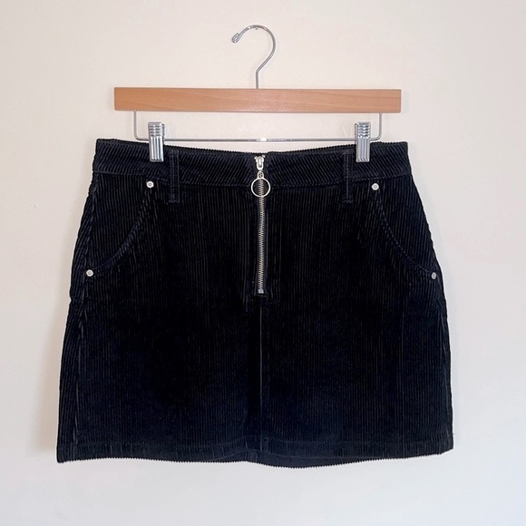 Arizona Jeans Co. Black Corduroy Mini Skirt - Picture 1 of 7